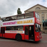 Buskampagne am Entstehungsort der Weimarer Verfassung